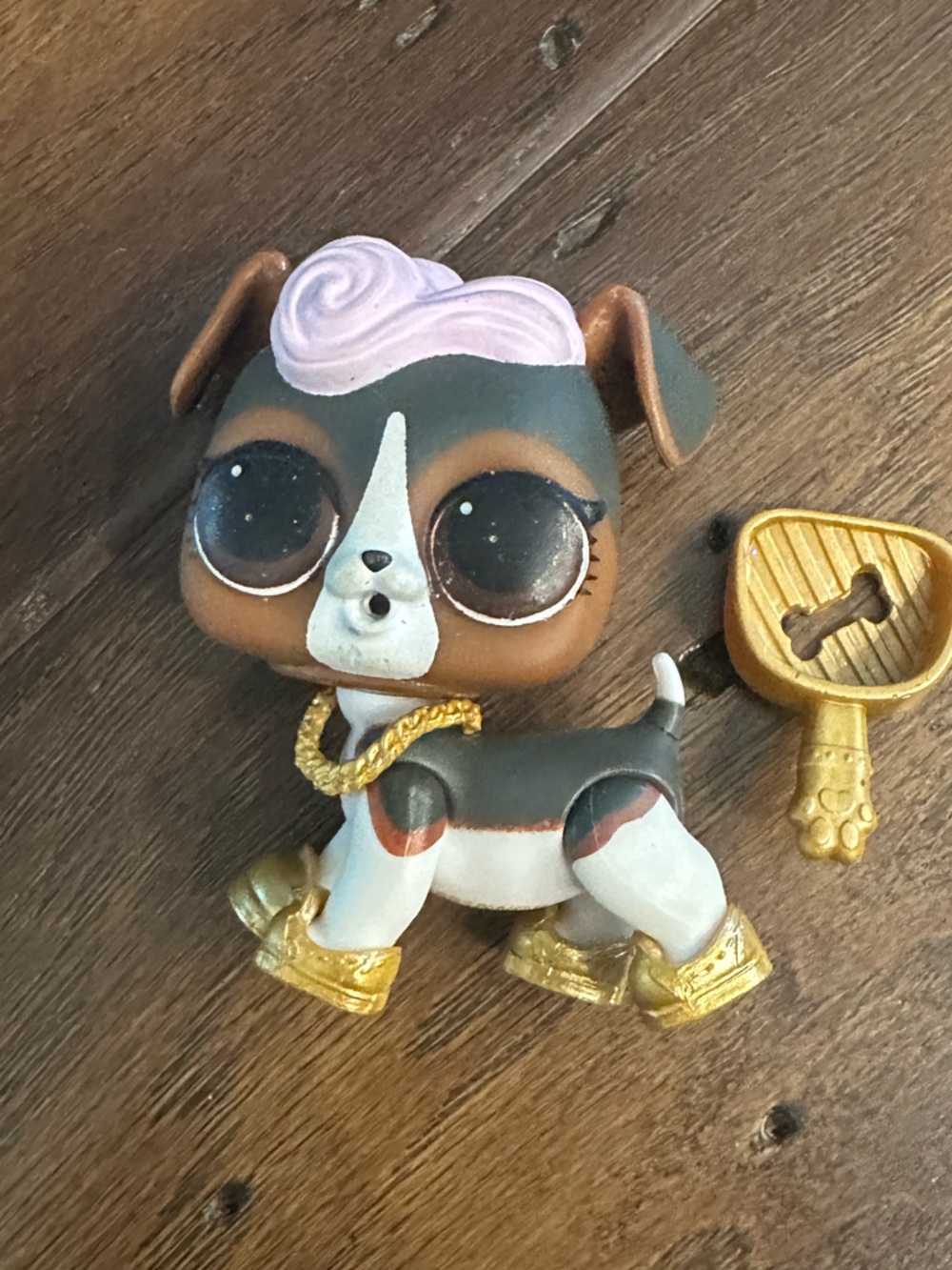 EUC L.O.L. Surprise! Brown Black White Puppy with Pink Hair and Gold Accessories